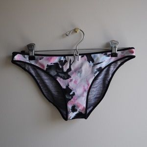 Reversible Lululemon Bathing Suit Bottoms